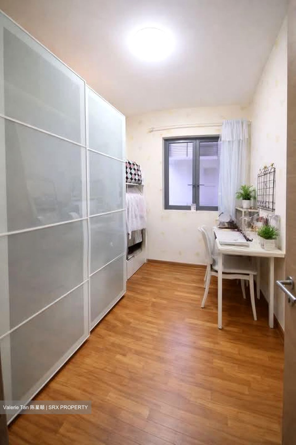 The Palette (D18), Condominium #573637651